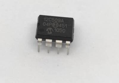 PIC12C509A-04/P 8-Bit 4MHz Mikroişlemci DIP8 - 1