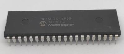 PIC16F74 I/P PDIP-40 8-Bit 20 MHz Mikroişlemci - 1