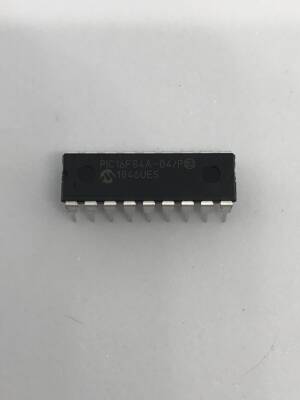 PIC16F84A-04/P DIP18 8-Bit 20MHz Mikroişlemci - 1